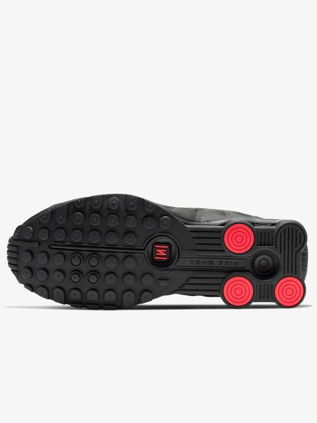 Shox R4 Low Top Sneakers Black - NIKE - BALAAN 3