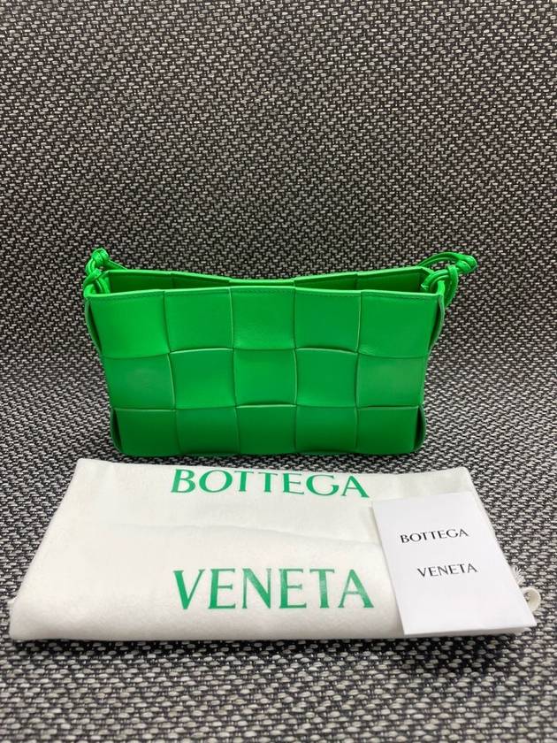 Intrecciato Cassette Shoulder Bag - BOTTEGA VENETA - BALAAN 4