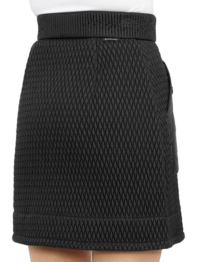 Women's Micro Diamond Quilted Zip-up Mini A-Line Skirt Black - MONCLER - BALAAN.