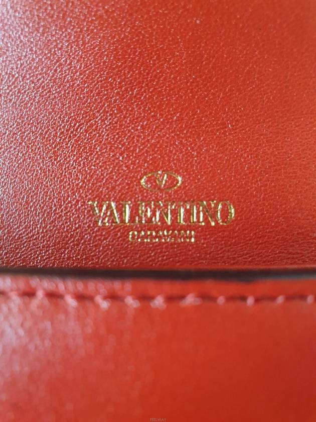 Daol Beomeo Branch Rockstud WOC Chain Wallet Red B - VALENTINO - BALAAN 6