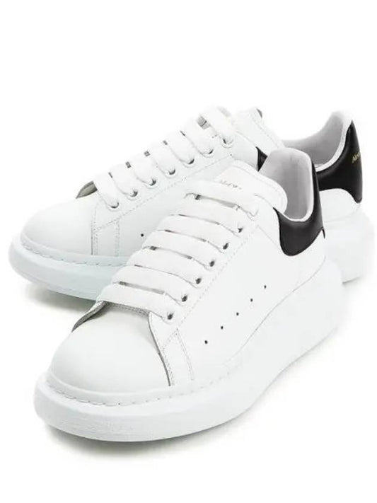 Oversized Leather Tab Low Top Sneakers White - ALEXANDER MCQUEEN - BALAAN 2