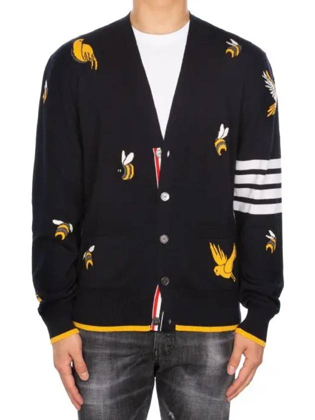 Men's Merino Bird Bee 4 Bar V-Neck Merino Cotton Cardigan Navy - THOM BROWNE - BALAAN 4