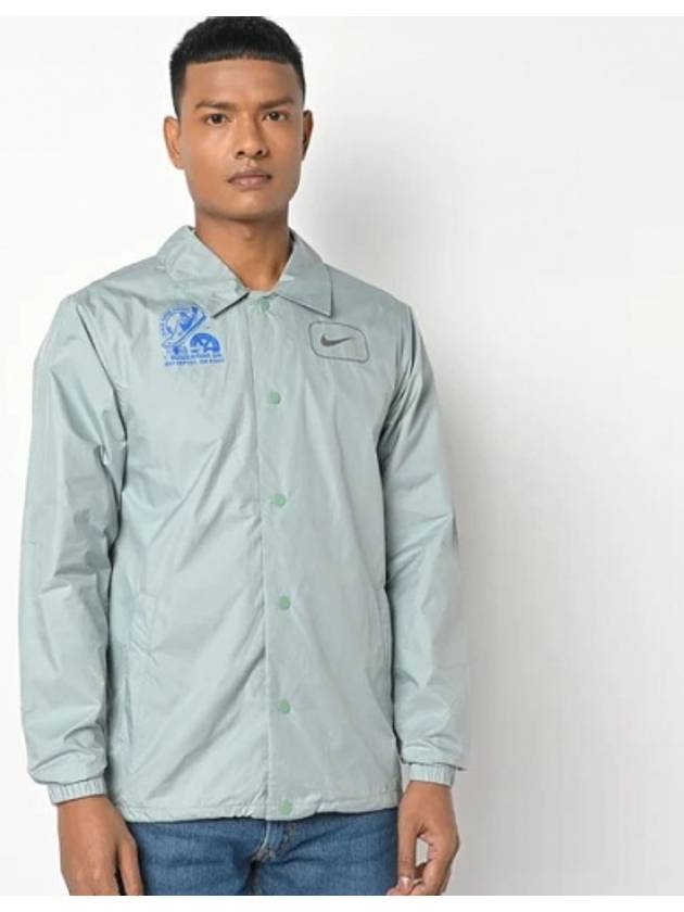 01 DV0580 013 SB Shield Coach Jacket Dust Sage - NIKE - BALAAN 1