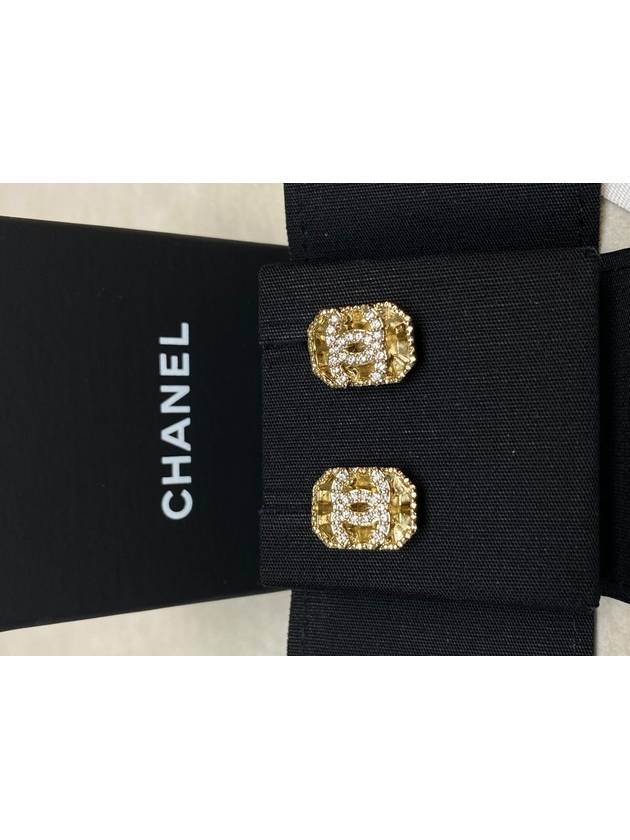 earrings metal strass gold crystal - CHANEL - BALAAN 3