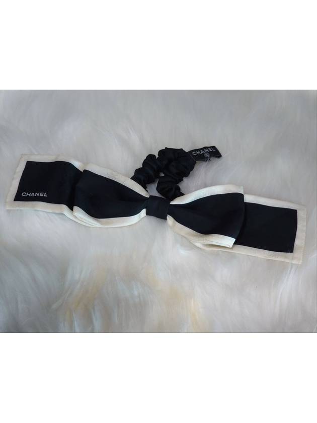 Hair Chouchou Ribbon Silk Scrunchie Black - CHANEL - BALAAN 2