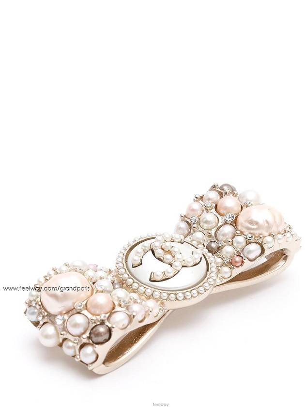 Women Brooches Pins - CHANEL - BALAAN 3