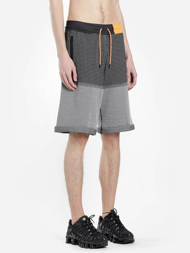 01AR1587010Tech Pack Knit Short PantsGrey Grid - NIKE - BALAAN 3