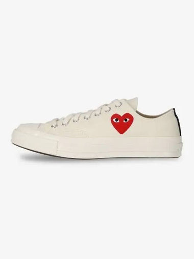 COMME DES GARCONS PLAY Small Red Heart Low Top Sneakers Beige AZK1280013 - COMME DES GARCONS PLAY - BALAAN 1