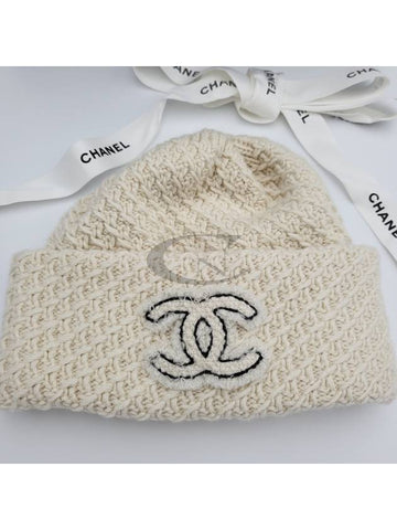 Women s CC Logo Cashmere Beanie White Ivory AAA201 - CHANEL - BALAAN 1