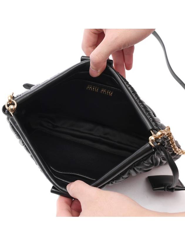 Matelasse Leather Chain Clutch Bag Black - MIU MIU - BALAAN 7