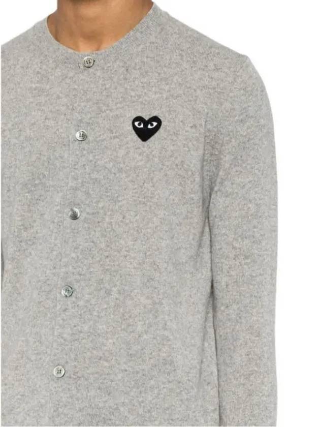 Black Heart Wappen Wool Round Neck Cardigan Grey - COMME DES GARCONS PLAY - BALAAN 6