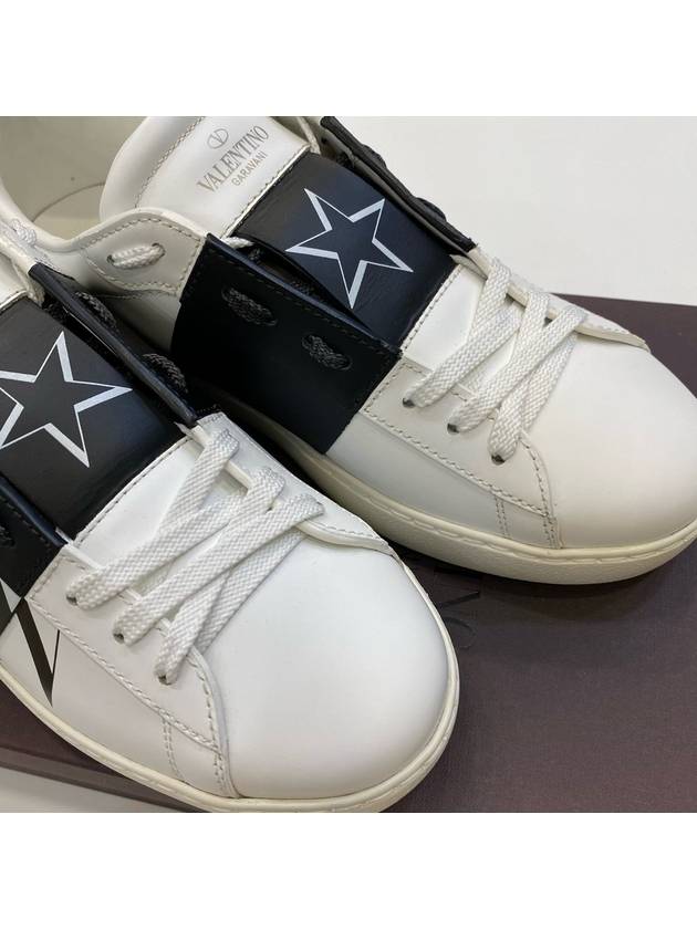 Men's Open Hidden Logo Star Leather Low Top Sneakers White - VALENTINO - BALAAN 3