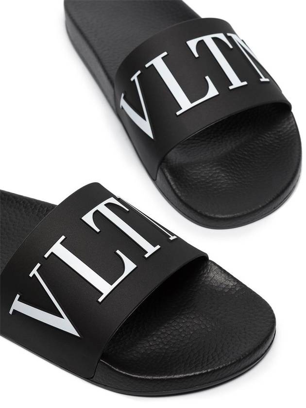 Rubber Rockstud Slippers Black - VALENTINO - BALAAN 8