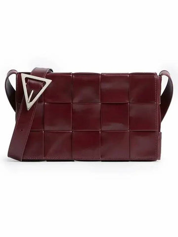 Intrecciato Triangle Buckle Cassette Cross Bag Red - BOTTEGA VENETA - BALAAN 1