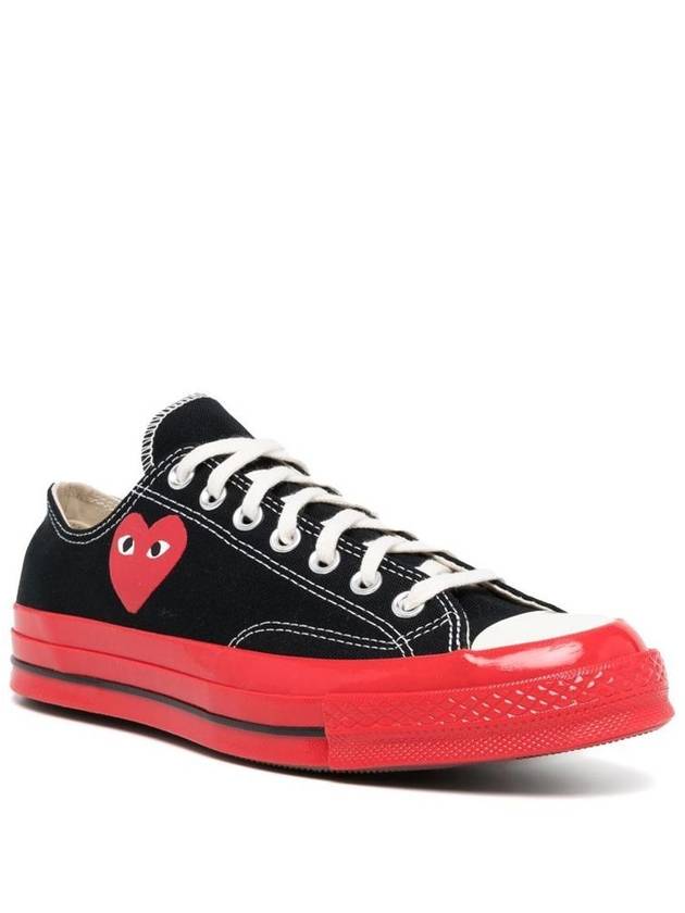 Comme Des Garçons Play X Converse Converse Low Heart Shoes - COMME DES GARCONS PLAY - BALAAN 3