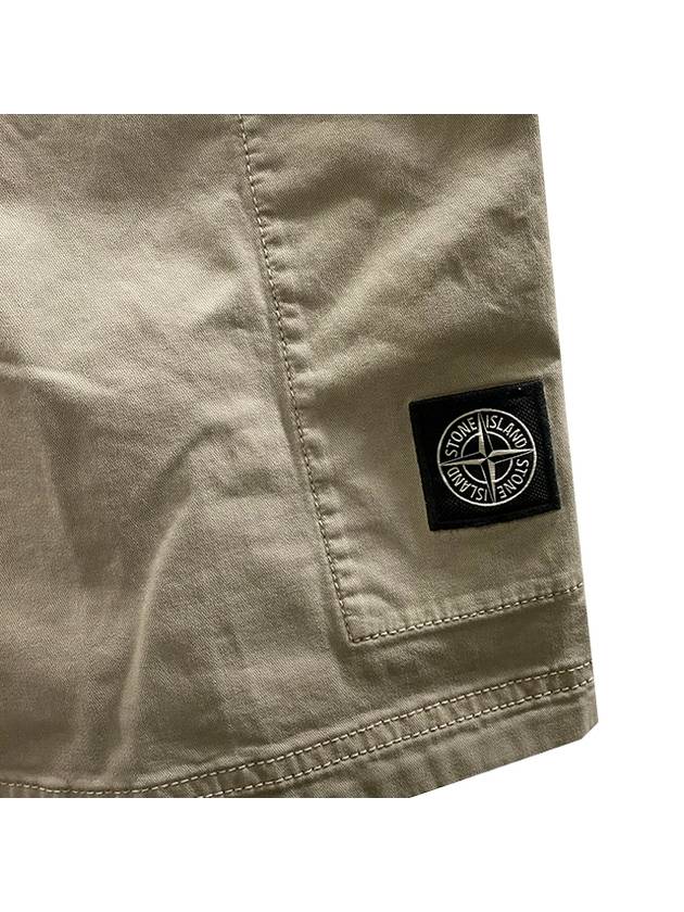 Logo Patch Pocket Banding Bermuda Shorts Dove Grey - STONE ISLAND - BALAAN 4