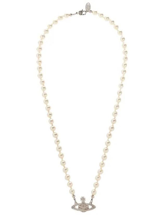 Mini Bas Relief Pearl Necklace Platinum Cream Pearl Crystal - VIVIENNE WESTWOOD - BALAAN 2