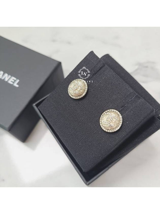 cubic CC logo round earrings gold - CHANEL - BALAAN 2