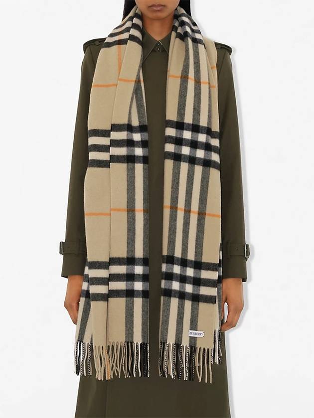 Wide Check Cashmere Scarf Beige - BURBERRY - BALAAN 5