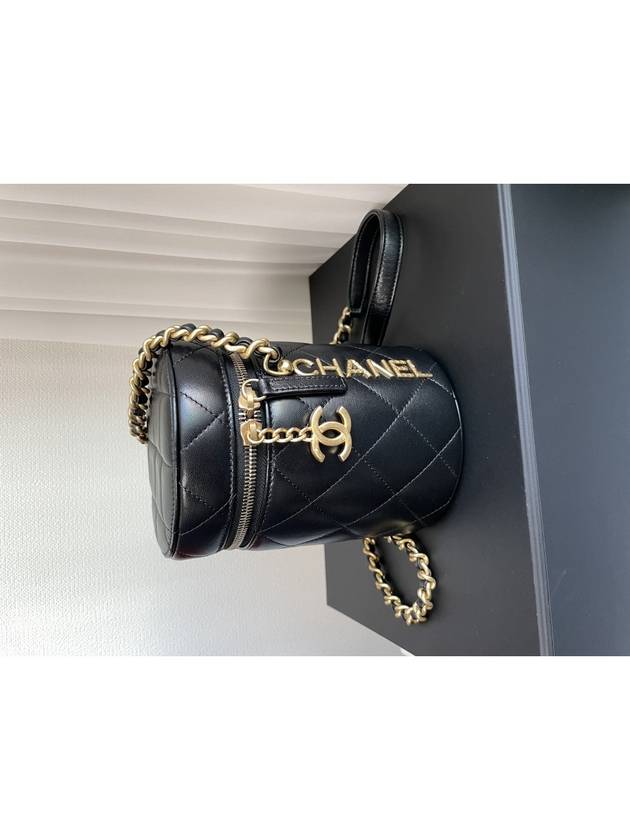 Lambskin Cosmetic Vanity Cylindrical Cross Bag Small AS2735 - CHANEL - BALAAN 3