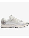 Air Zoom Vomero 5 Low Top Sneakers Bust Grey - NIKE - BALAAN 3