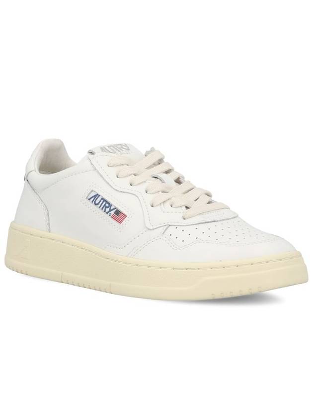 Medalist Leather Low Top Sneakers White - AUTRY - BALAAN 3