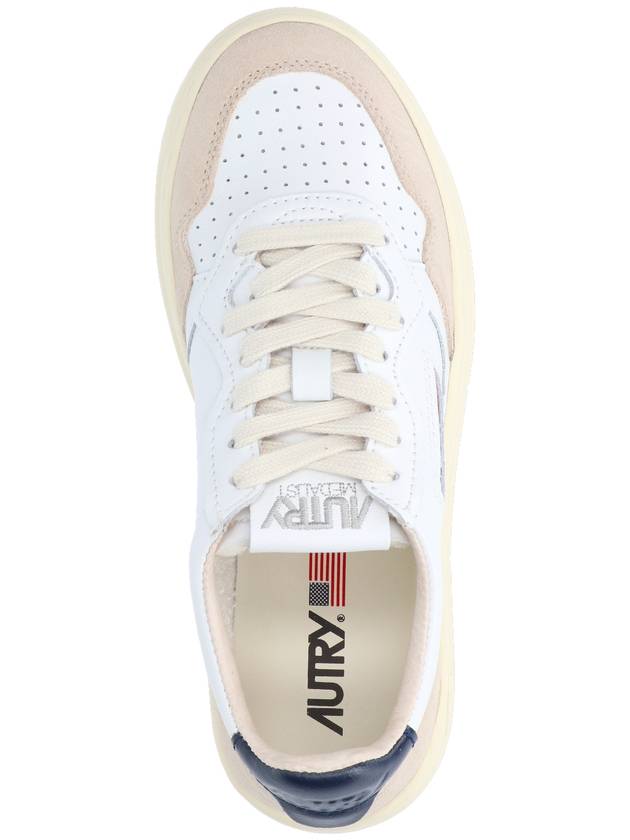 Women's Leather Suede Medalist Low Top Sneakers White Blue - AUTRY - BALAAN 6