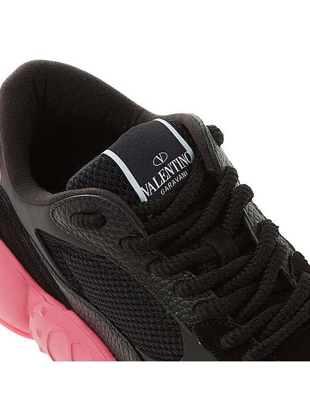 Bubble Back Mesh Suede Low Top Sneakers Black Pink - VALENTINO - BALAAN 9