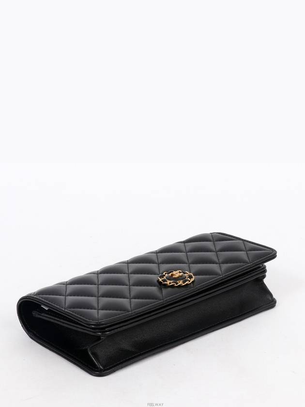 women clutch bag - CHANEL - BALAAN 4