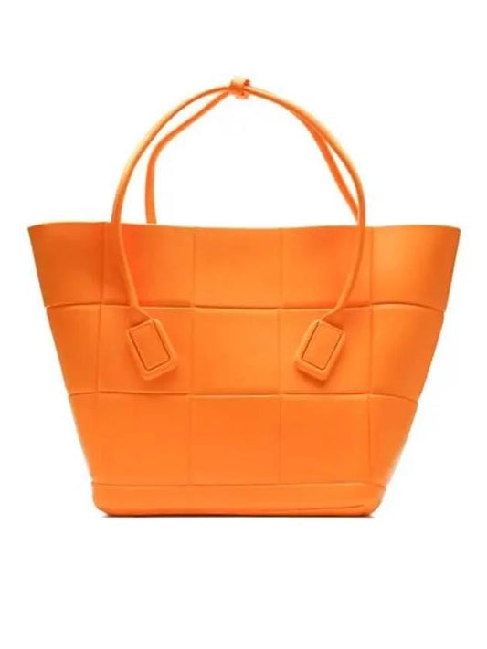 Rubber Maxi Arco Tote Bag Tangerine - BOTTEGA VENETA - BALAAN 2