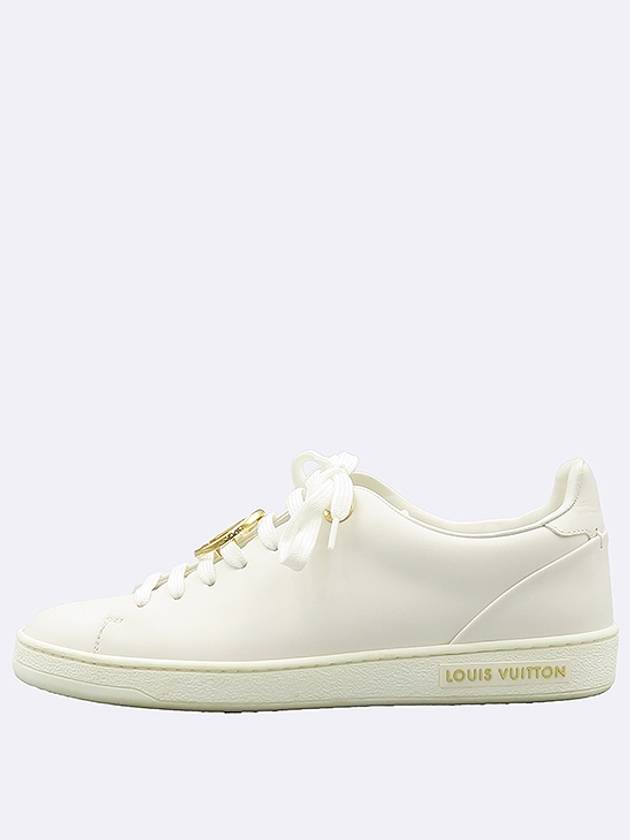 Louis Vuitton 1A2XOM White Color Leather Gold Plated LV Circle Front Row Women s Sneakers 35 - LOUIS VUITTON - BALAAN 2