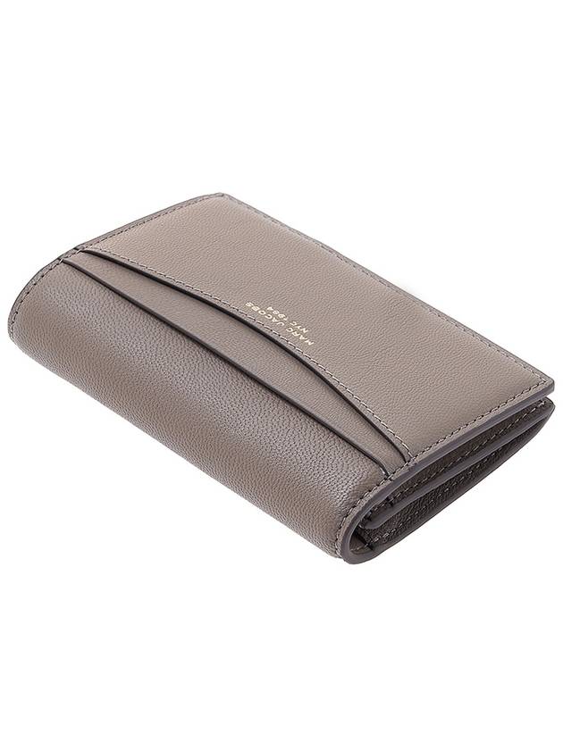 Women's Slim Beefold Halfwallet Cement - MARC JACOBS - BALAAN.