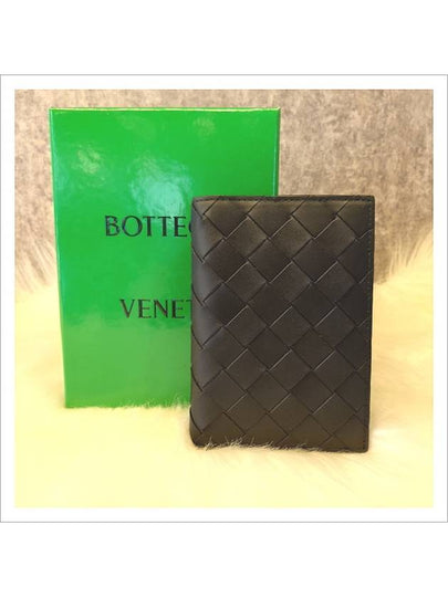 Intrecciato Leather Passport Wallet Black - BOTTEGA VENETA - BALAAN 2