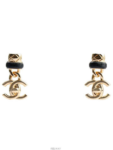 Turn lock CC logo drop earrings champagne gold 71937 - CHANEL - BALAAN 1