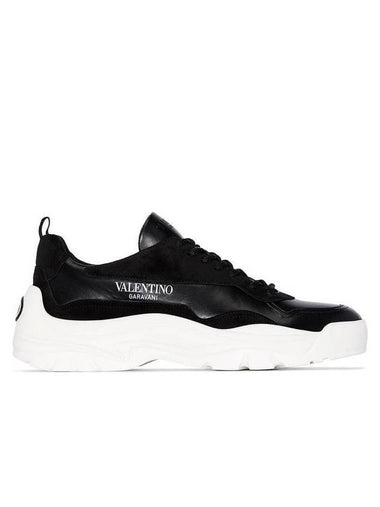 Men's Banshee Gumboy Low Top Sneakers Black - VALENTINO - BALAAN 1