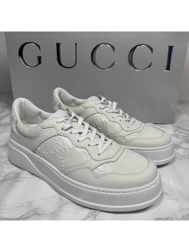 GG Emboss Low Top Sneakers White - GUCCI - BALAAN 3