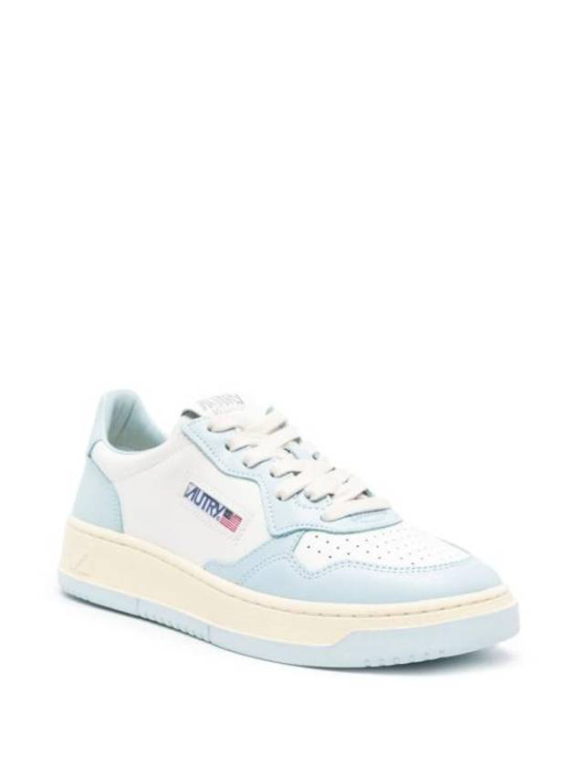 Women's Medalist Bi-Color Low-Top Sneakers Blue - AUTRY - BALAAN 3