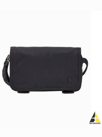 JEANS Men s Black CKJ Ultra Light Flap Wrap Camera Bag HH3928 001 - CALVIN KLEIN - BALAAN 1