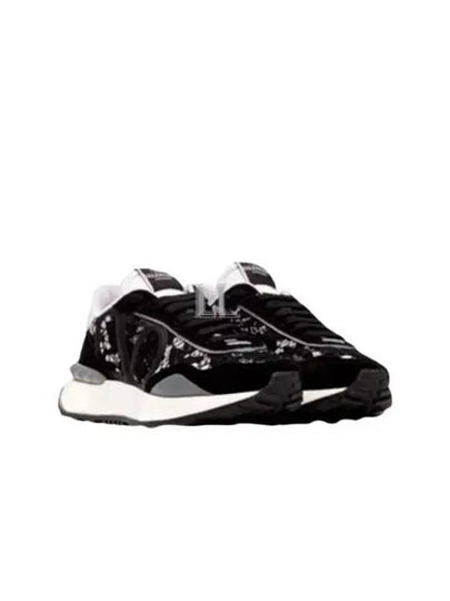 Lacerunner Low Top Sneakers Black - VALENTINO - BALAAN 2