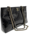 Patent silver logo shoulder bag - CHANEL - BALAAN 3