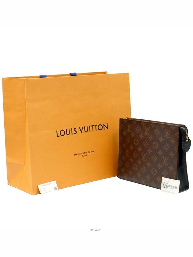 Monogram Canvas Pochette Toilet NM Clutch Built in Chip M46037 - LOUIS VUITTON - BALAAN 2