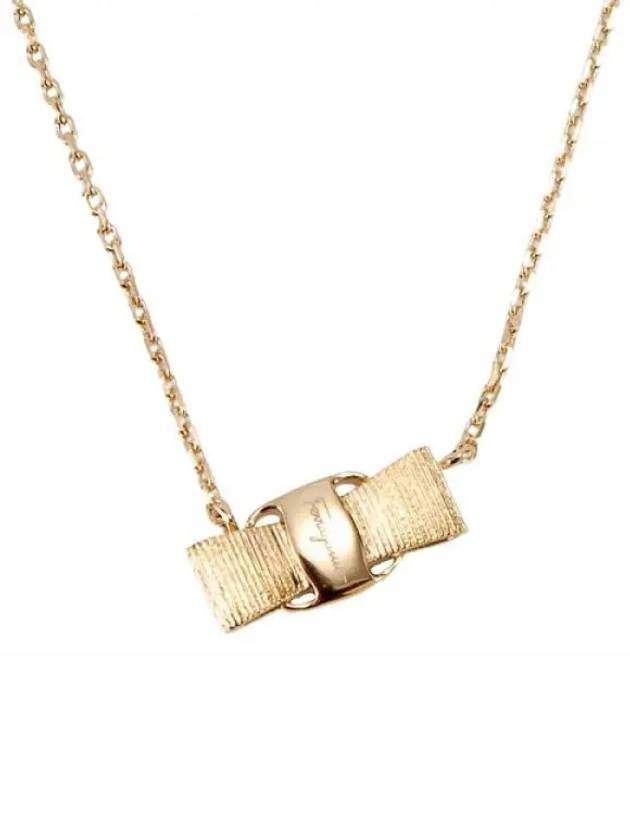 Women's Vara Bow Pendant Necklace Gold - SALVATORE FERRAGAMO - BALAAN 2