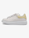 Oversized Yellow Tab Low Top Sneakers White - ALEXANDER MCQUEEN - BALAAN 2