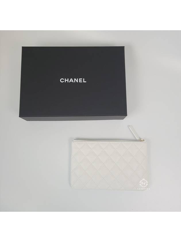 Classic CC logo small pouch clutch caviar white AP1071 - CHANEL - BALAAN 3