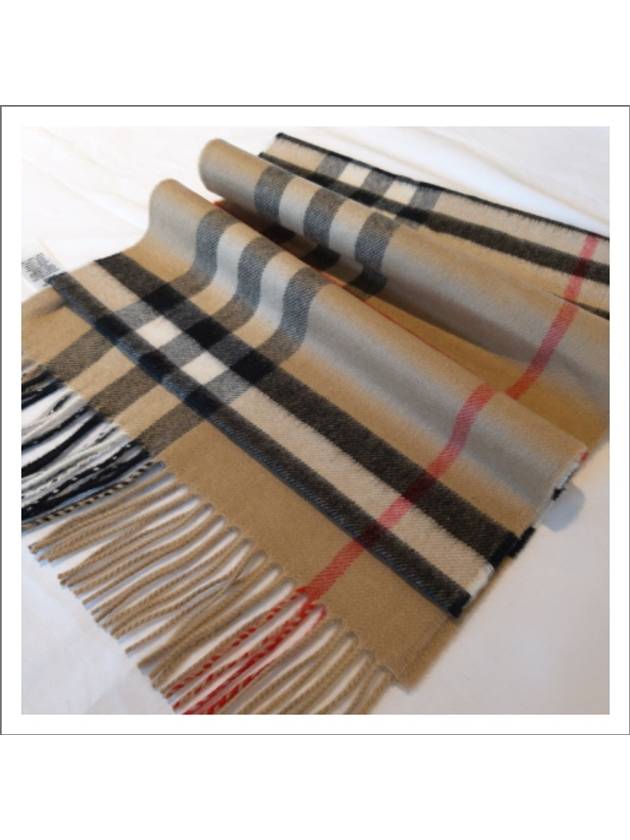 Classic Giant Check Muffler Brown - BURBERRY - BALAAN 9