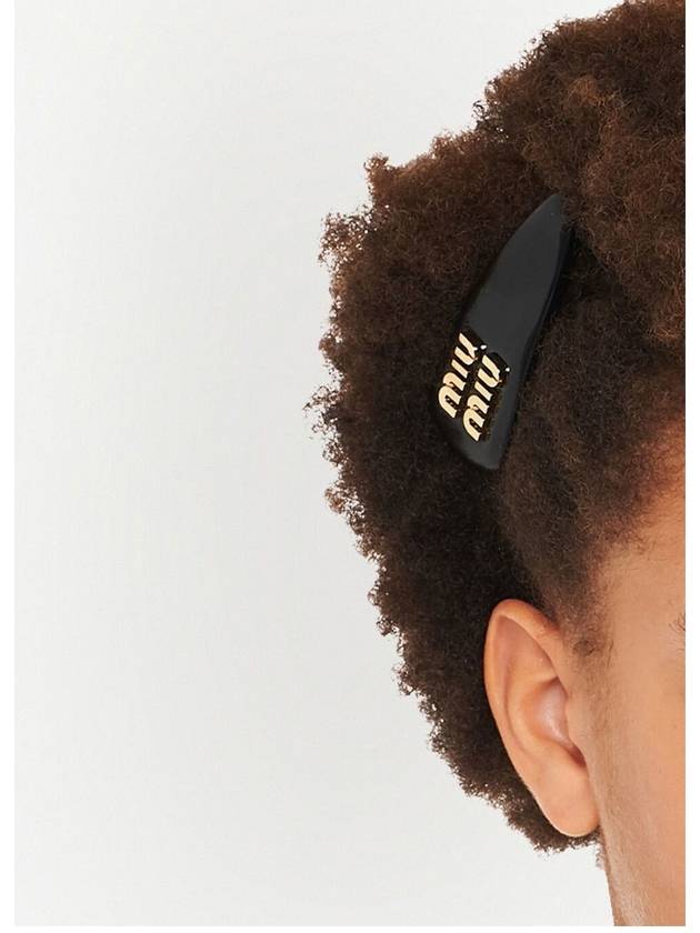 Logo Patent Leather Hair Clip Black - MIU MIU - BALAAN 3