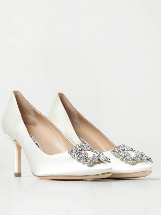 Manolo Blahnik Hangisi pumps in satin with jewel buckle - MANOLO BLAHNIK - BALAAN 2