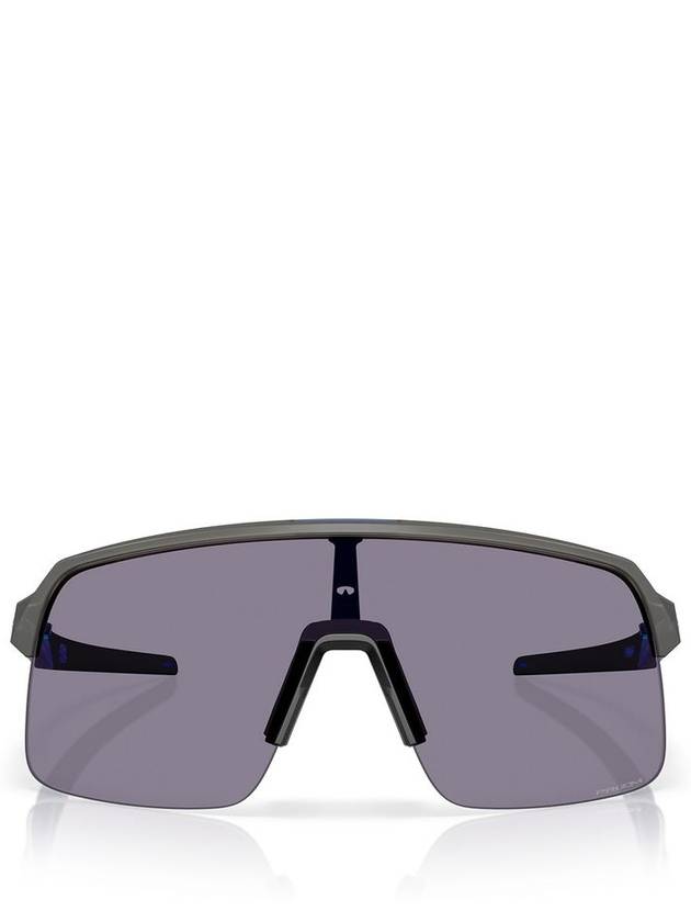 Oakley OO9463 Matte Grey Smoke - OAKLEY - BALAAN 1