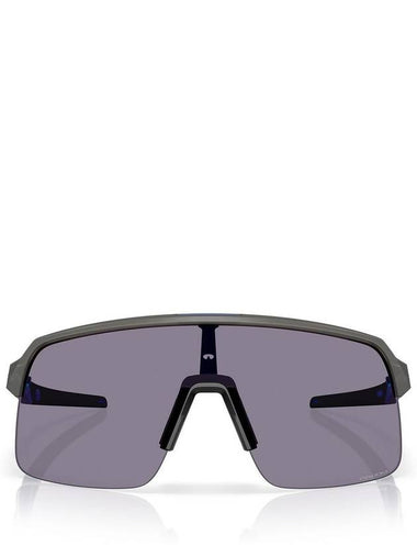 Oakley OO9463 Matte Grey Smoke - OAKLEY - BALAAN 1