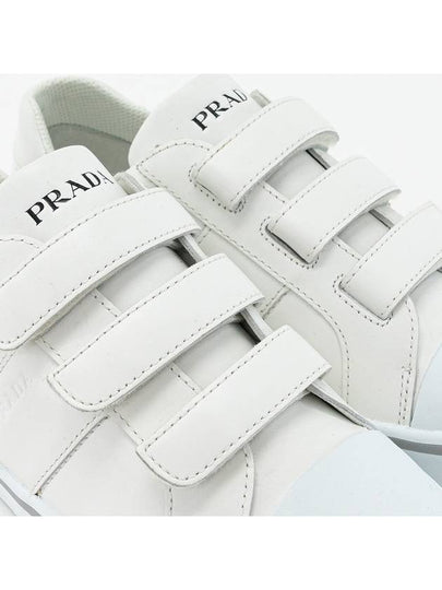 Kids Vitello Soft Velcro Sneakers EU Size White 0O08042OEDF0009 - PRADA - BALAAN 2